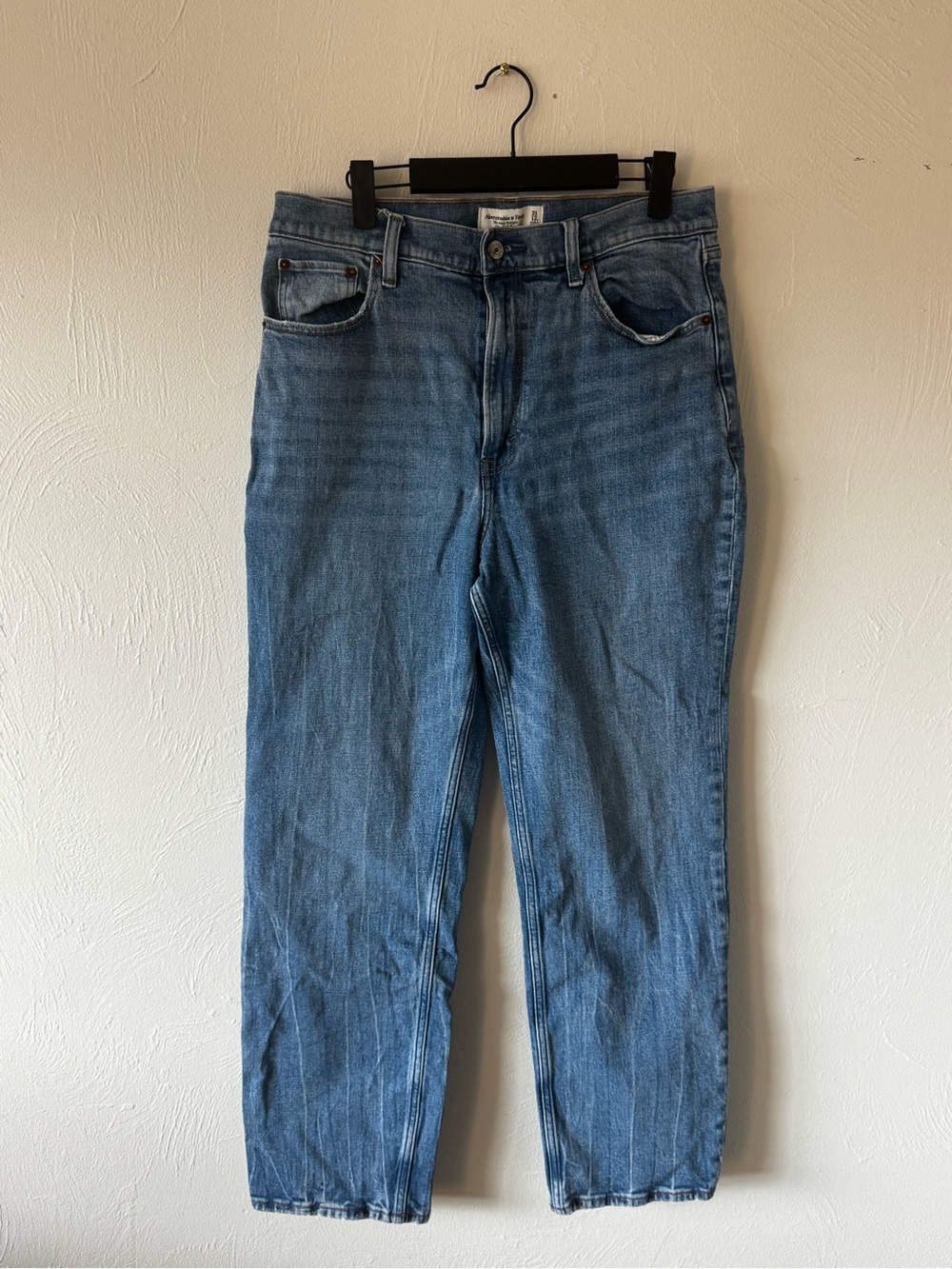 Abercrombie & Fitch Women's Ankle Straight Leg High Rise Jeans
